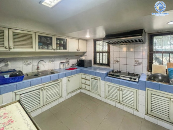 *****อาคารพาณิชย์มือสองย่านนนทบุรี อาคารพาณิชย์ ติดถ.แจ้งวัฒนะ เนื้อที่มากถึง 38 ตร.ว. ฟังก์ชันจัดเต็มถึง 6 ห้องนอน 4 ห้องน้ำ 2 ที่จอดรถ จะทำเป็นบริษัท หรือจะอยู่อาศัยก็ดี บนทำเลศักยภาพสุดๆ ใกล้เซ็นทรัลแจ้งวัฒนะ, รถไฟฟ้า (ในอนาคต) สายสีชมพู "สถานีแจ้งวัฒนะ-ปากเกร็ด 28" และทางด่วน "ศรีรัช"